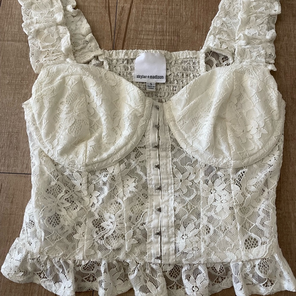 Skylar+Madison- New lace white top